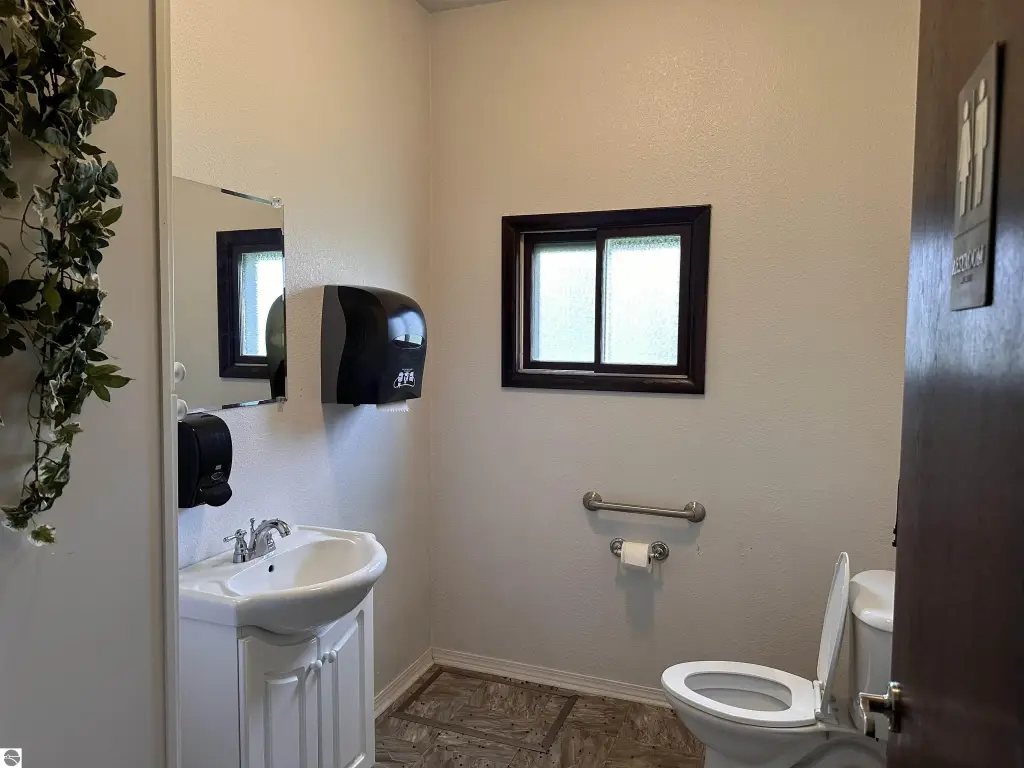 Picture 9