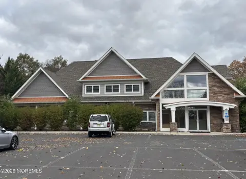 Professional Building in Central Jackson