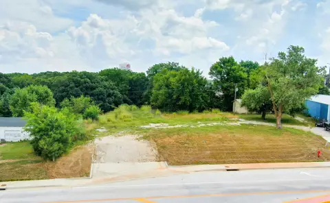 Commercial Land on Business 65