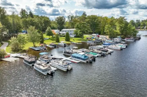 New Bridge Marina on Northeast Pond