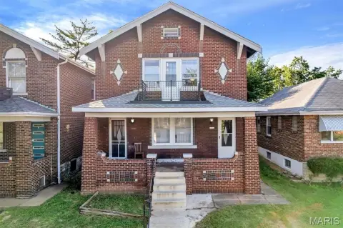 Updated Duplex in South City