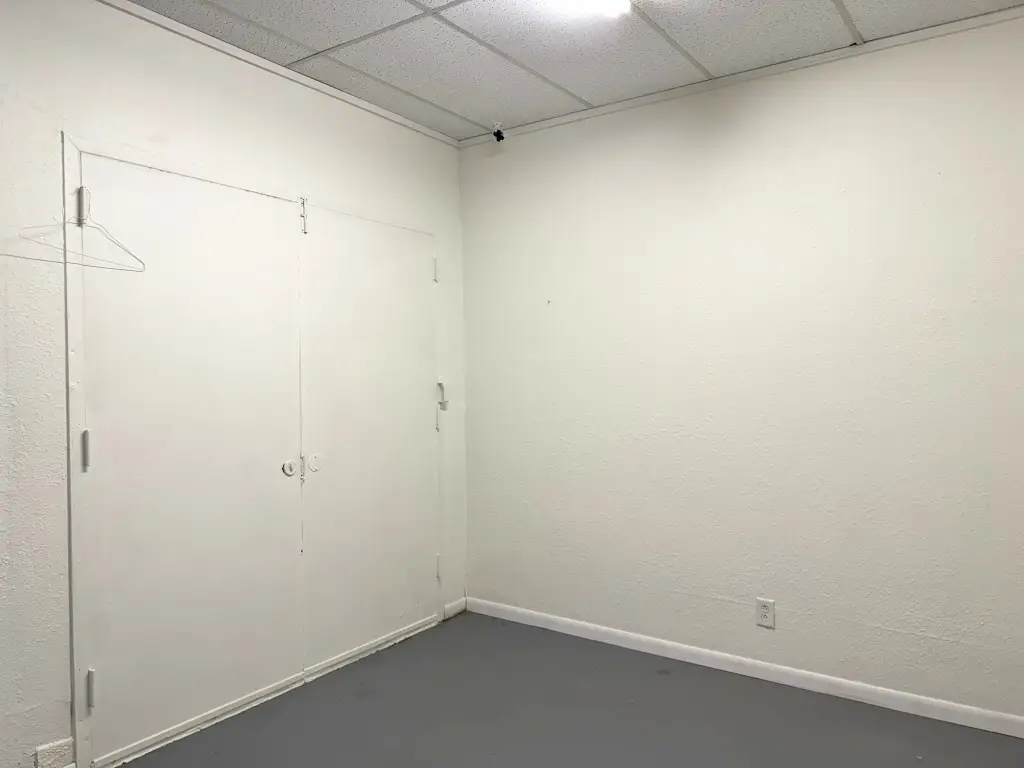 Picture 19