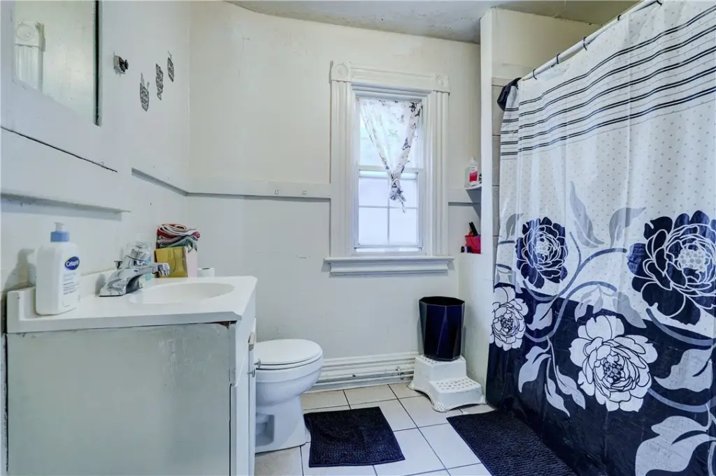 Picture 10