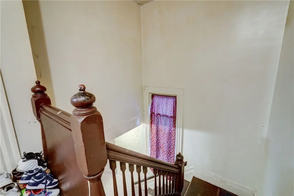 Picture 4