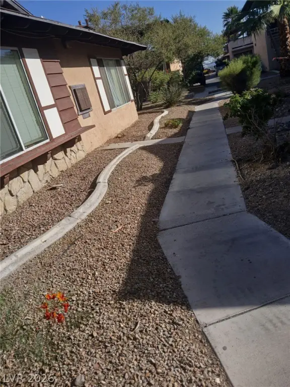 Picture 16