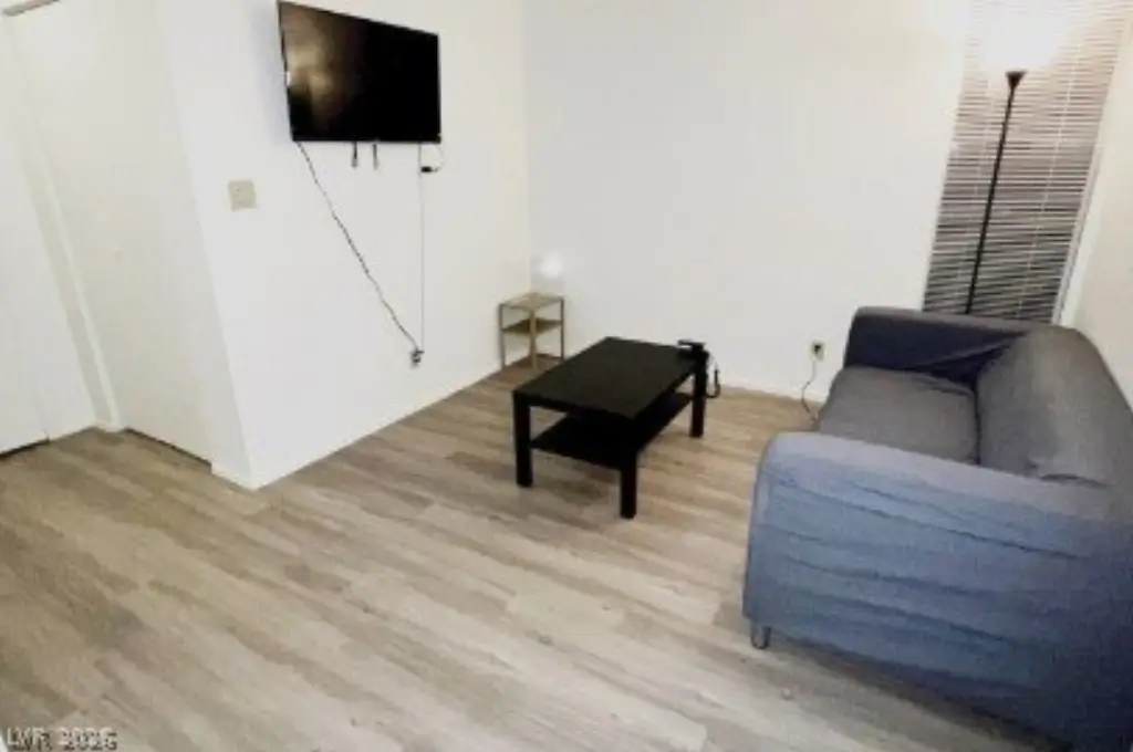 Picture 18