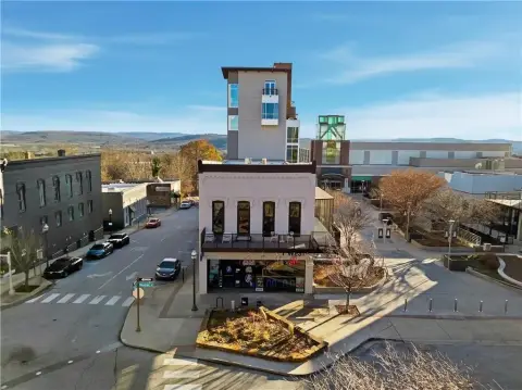 Downtown Fayetteville Office Suite