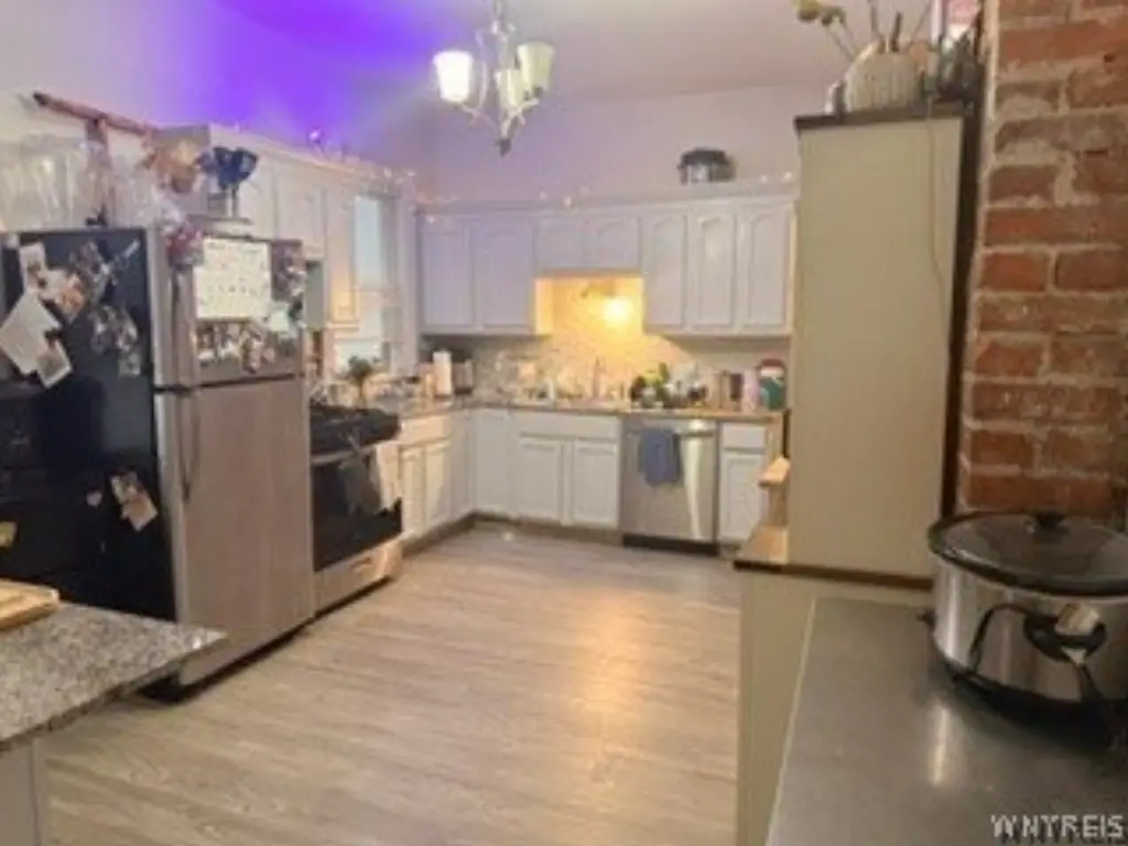 Picture 11