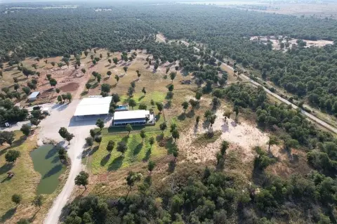 Texas Barndominium on 32 Acres