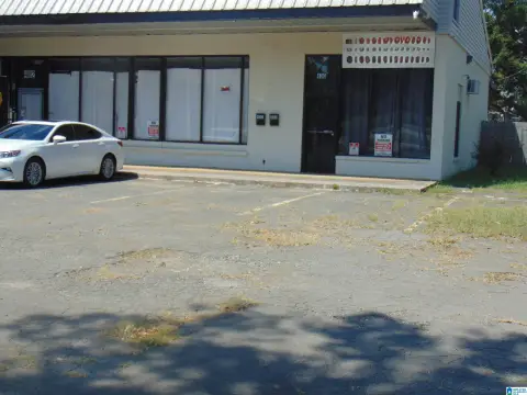 Equipped Salon Space Available