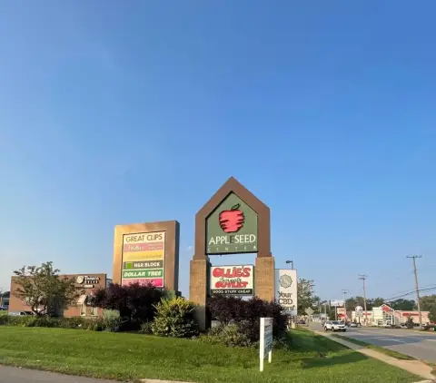 Retail/Office Space in Mansfield, OH