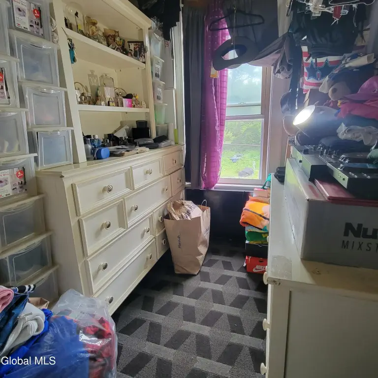 Picture 3