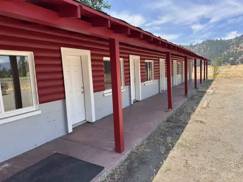 Fort Jones Motel with Expansion Potential