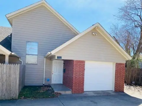 Well-Maintained Duplex in Quiet Neighborhood