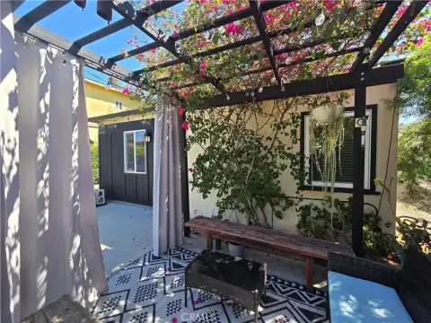 Triplex with Gated Entry