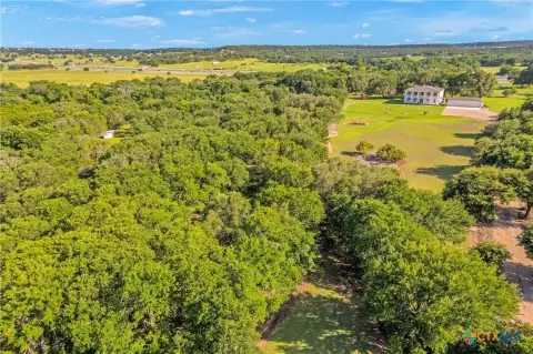 Colonial Estate on Expansive Land