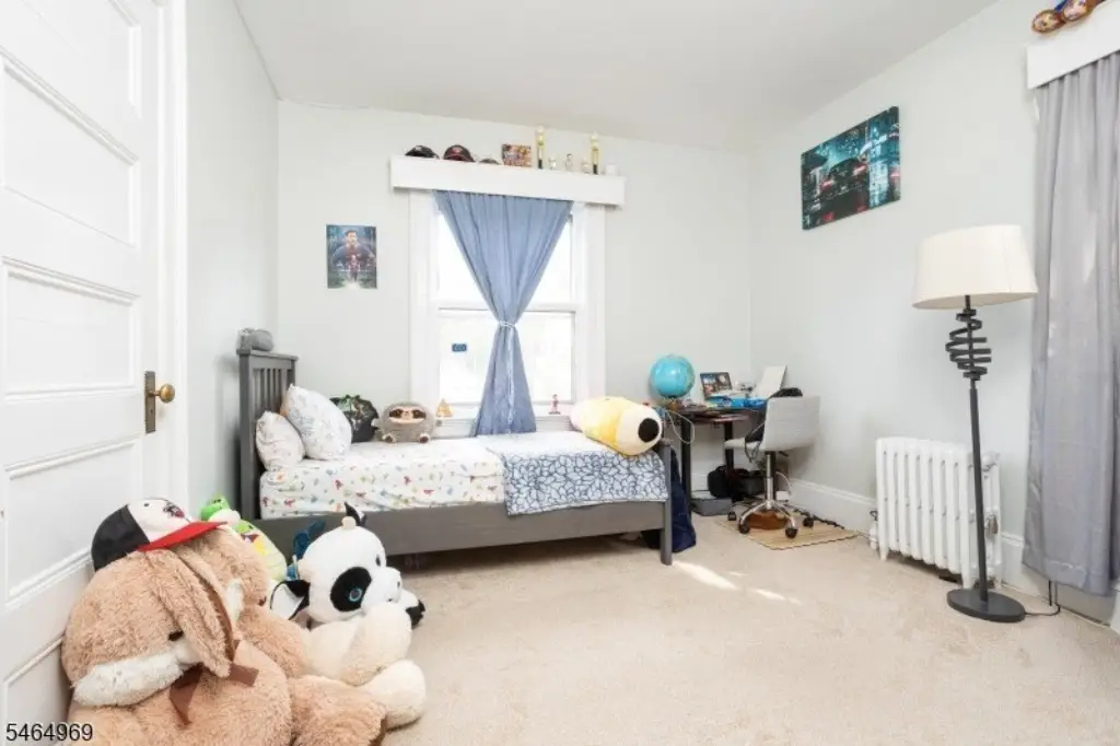 Picture 13