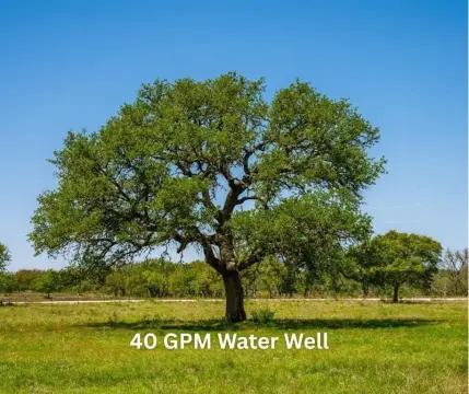 Johnson City Acreage on Wine Trail