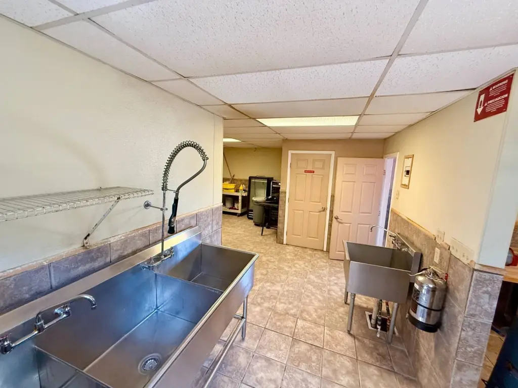 Picture 19