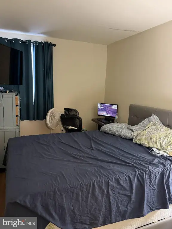 Picture 30