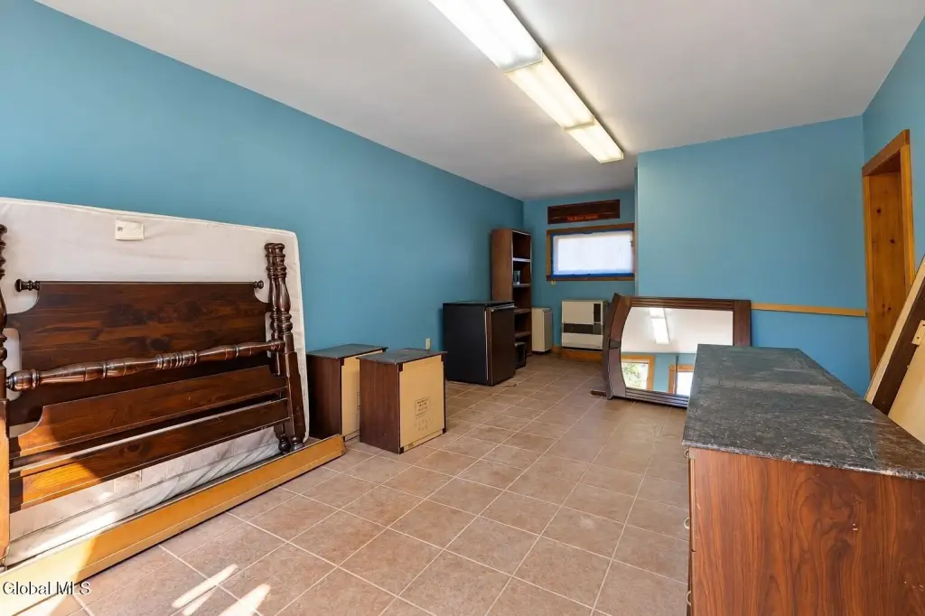 Picture 9