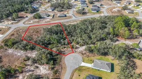 Spacious Vacant Lot in Poinciana