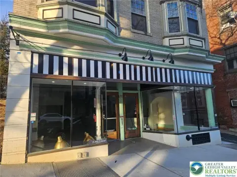 Adaptable Commercial Space in Easton