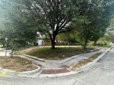 Residential Land in Arlington Heights