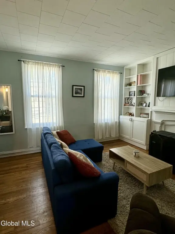 Picture 8