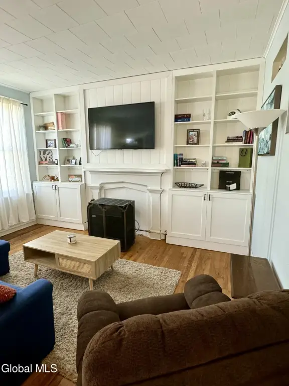 Picture 9