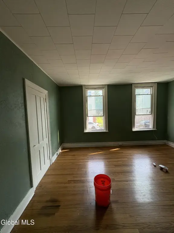 Picture 3