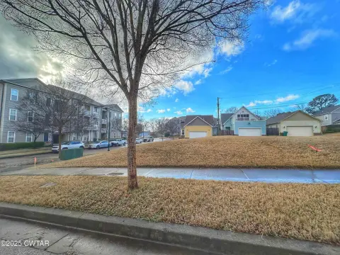 Residential Lot in Downtown Jackson