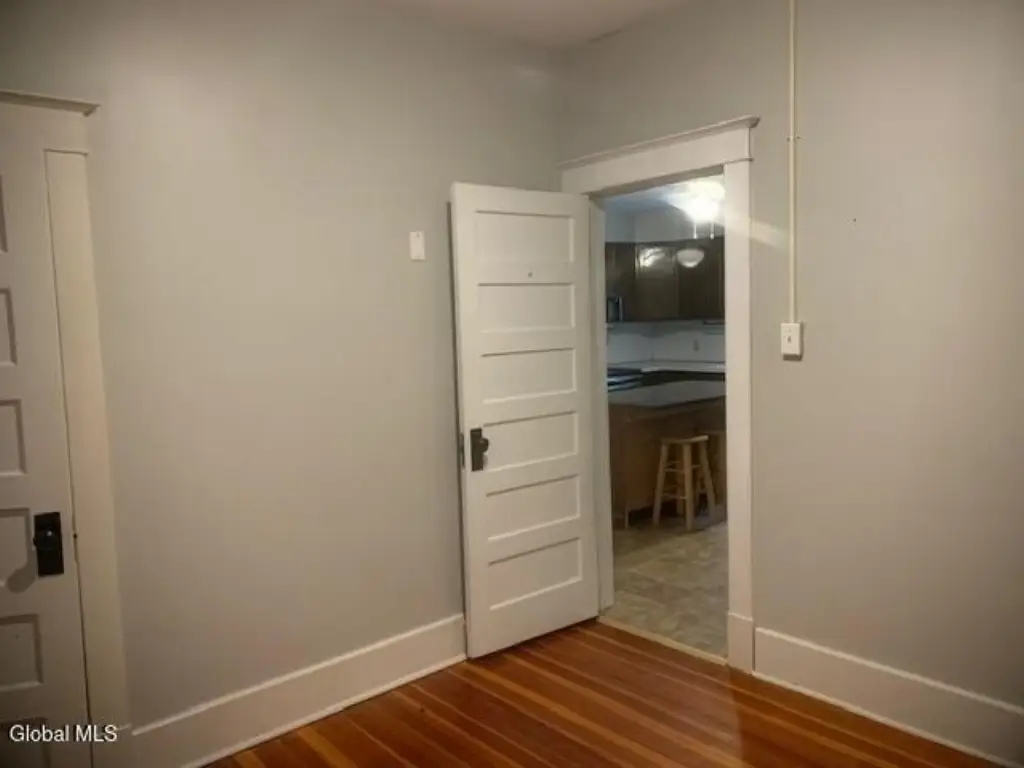 Picture 25