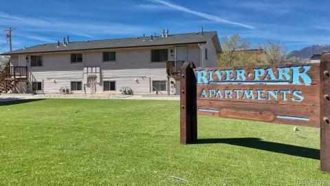 8-Unit Apartment Building