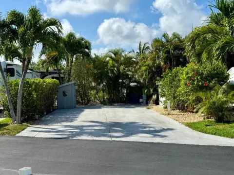 Chokoloskee Vacant RV Lot