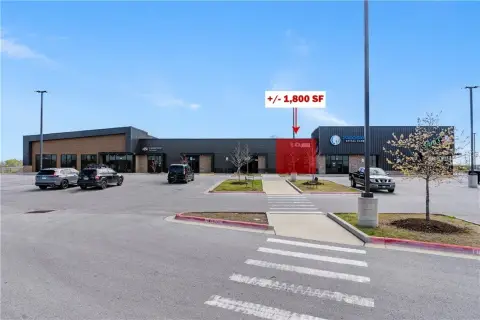 Retail Suite with Open Layout