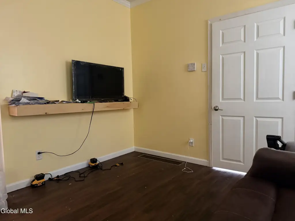 Picture 25