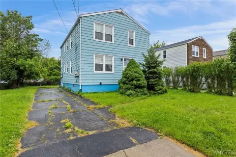 South Buffalo Duplex Opportunity