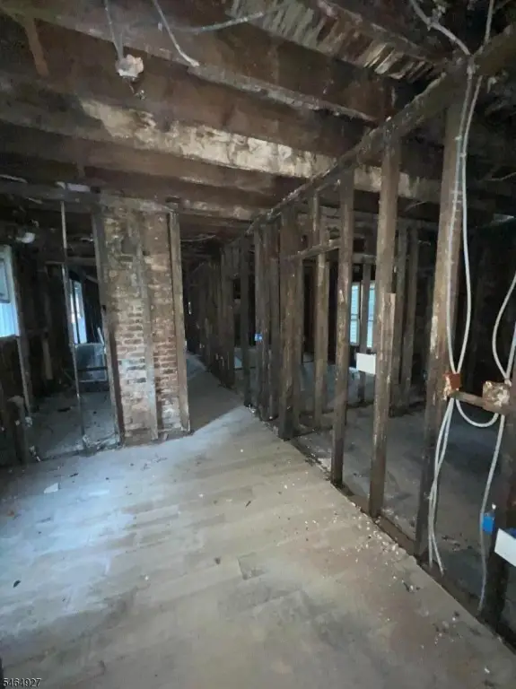 Picture 3