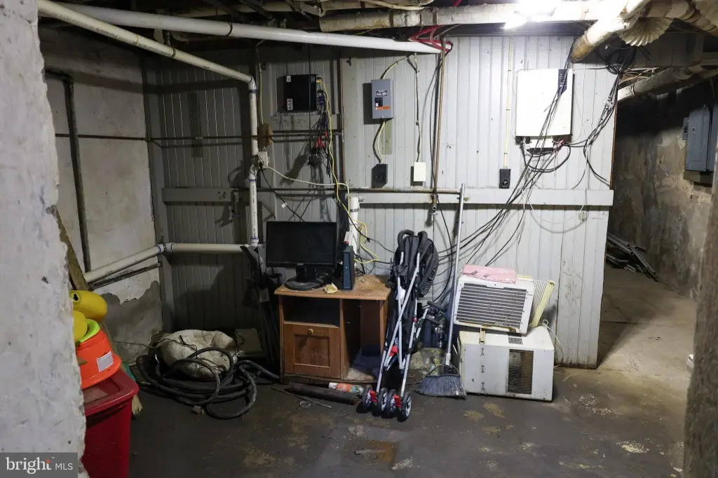 Picture 47