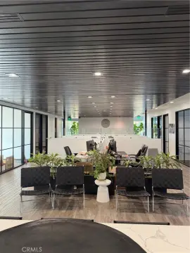 Turnkey Office Suite in Long Beach