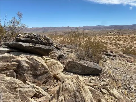 Joshua Tree 5-Acre Parcel