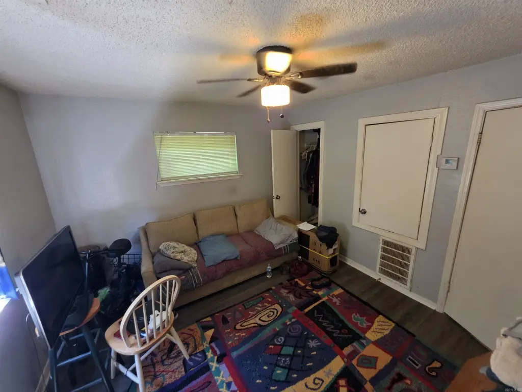 Picture 14
