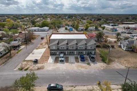 Carrizo Springs Multi-Family Townhomes