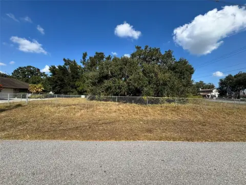 Vacant Land in Brandon, FL