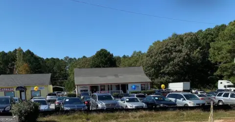 Tara Boulevard Commercial Property