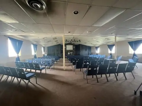 Warr Acres Commercial Property