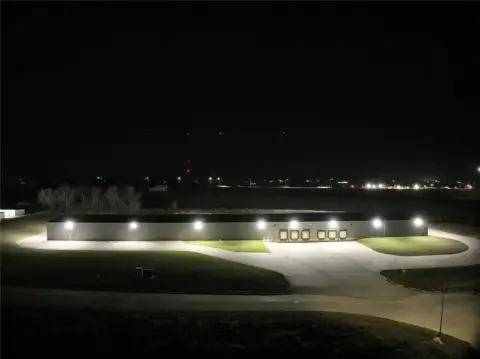 Waterloo Industrial/Warehouse Building For Sale