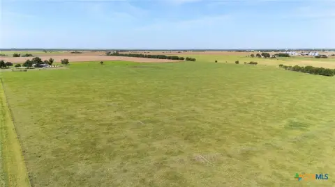 Unrestricted Acreage Near Bartlett, TX