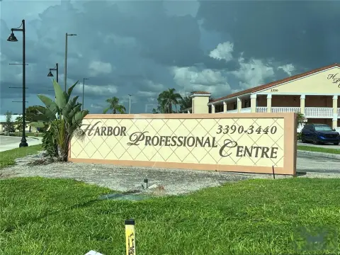 Port Charlotte Commercial Space For Rent
